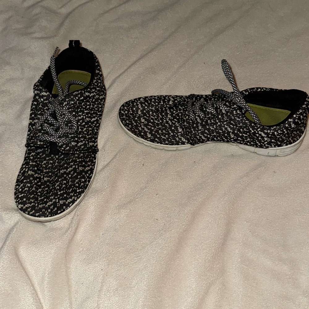 Woman’s shoes